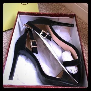 Women’s Size 9 Black Heel